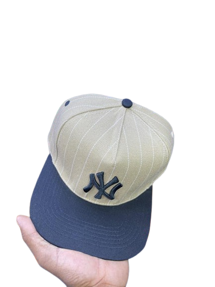 New York Yankees Interlocking NY Pinstripe Snapback Cap – Khaki & Black